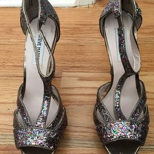 Steve Madden glitter multi color platform heel.